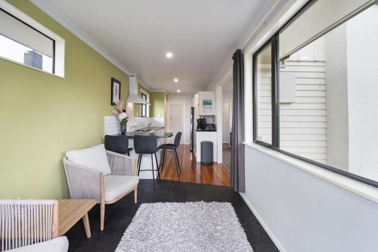 2 Croxley Place Terrace End_9
