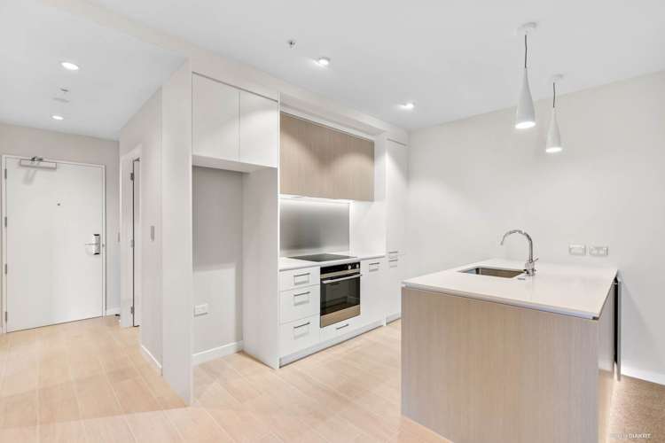 310/4 Bute Road Browns Bay_5