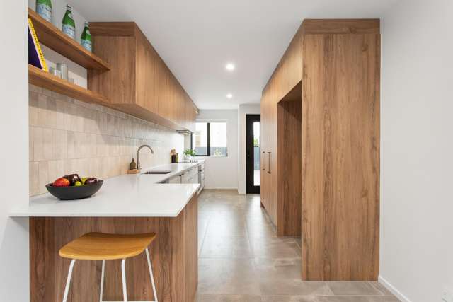 2/133 Blighs Road Strowan_3