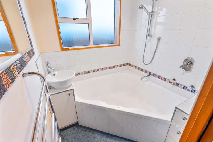 2 Warwick Street Balaclava_13