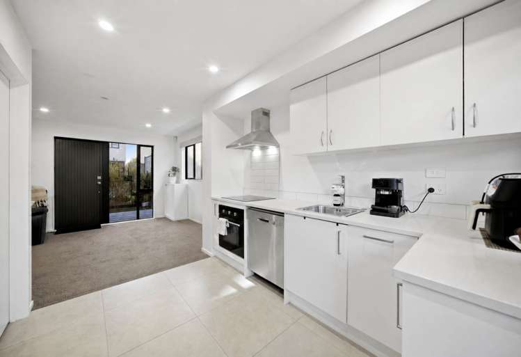 28 Raupeti Lane Henderson_12