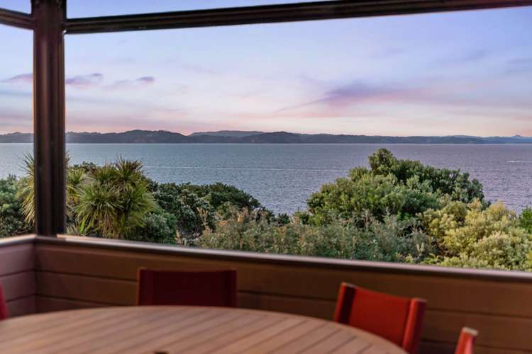 60 Pacific Parade Army Bay_74