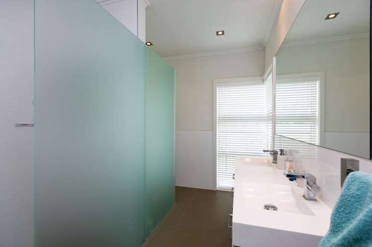 10 Saint Andrews Parkway Waiwhakaiho_39