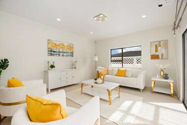 1042 Great North Road_4