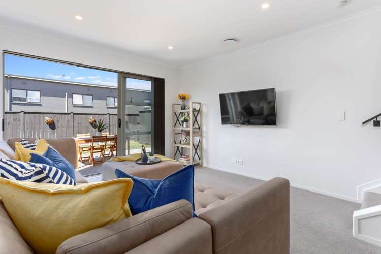 15 Samuel Cassidy Avenue Swanson_5