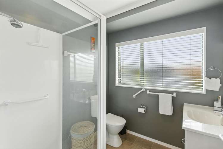 5/17 Redwood Close Paraparaumu_12