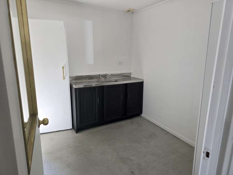 102 King Street Pukekohe_4