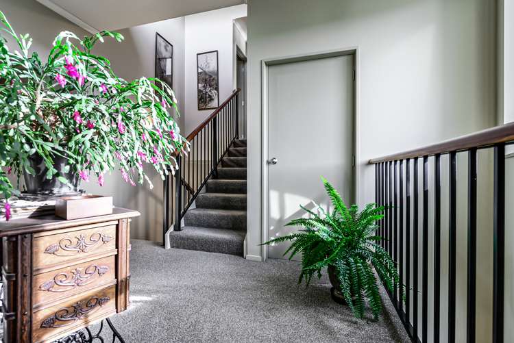 13 Sycamore Place Pukete_7