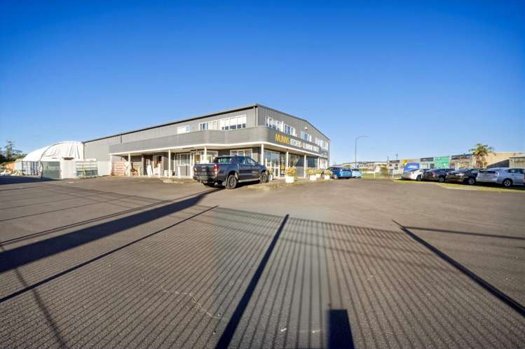132 Main Road Kumeu_12