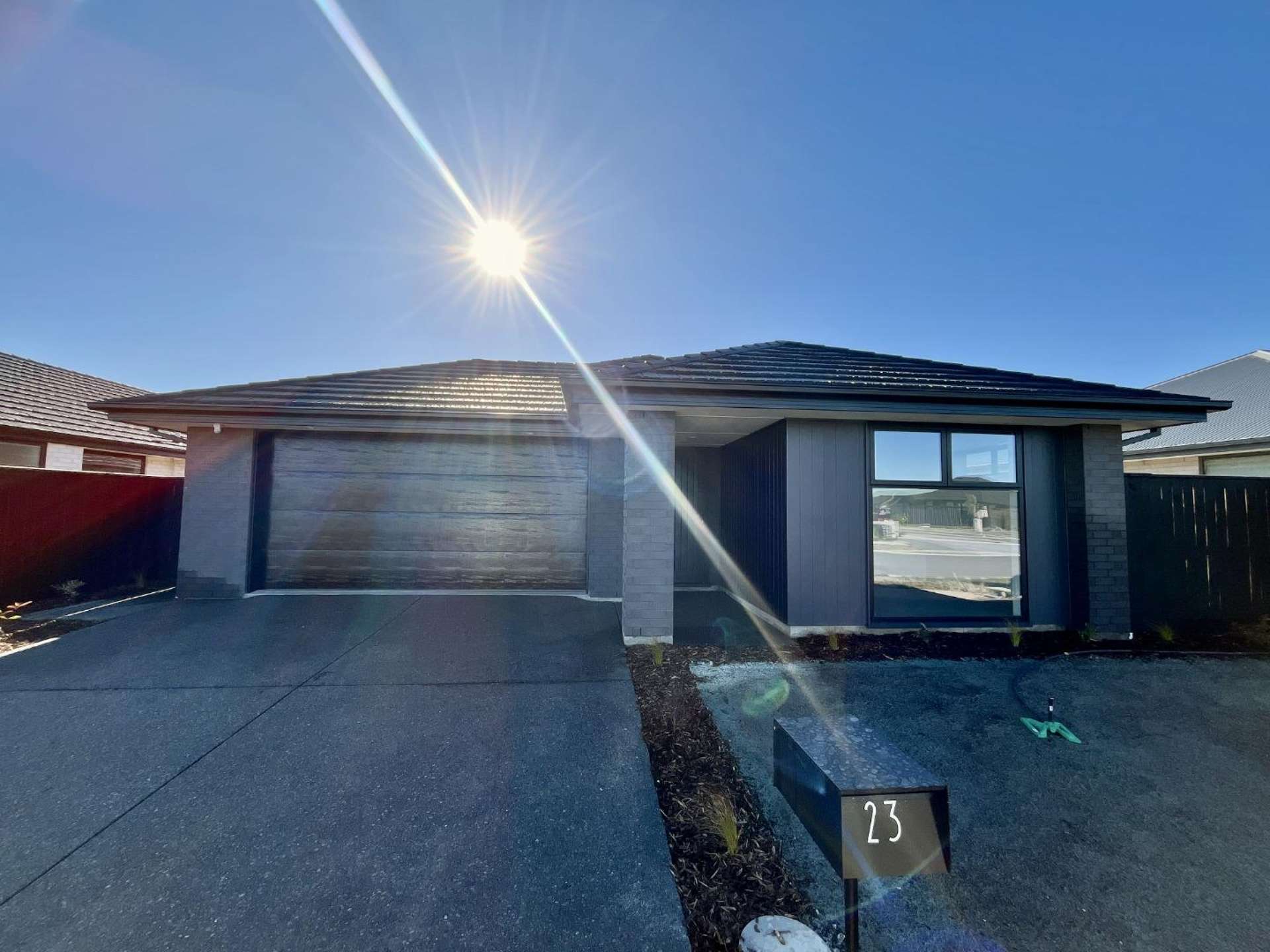 23 Longore Way 11103_0