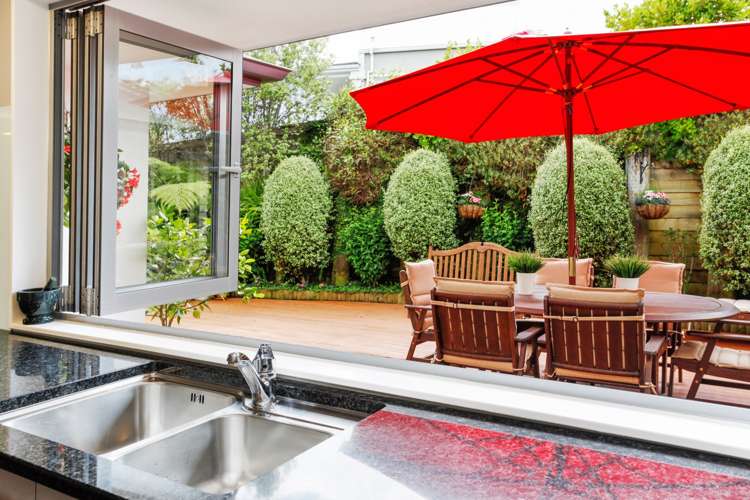 30 Carol Lee Place Albany Heights_7