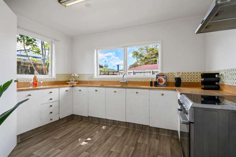 41 Takapu Street Henderson_16