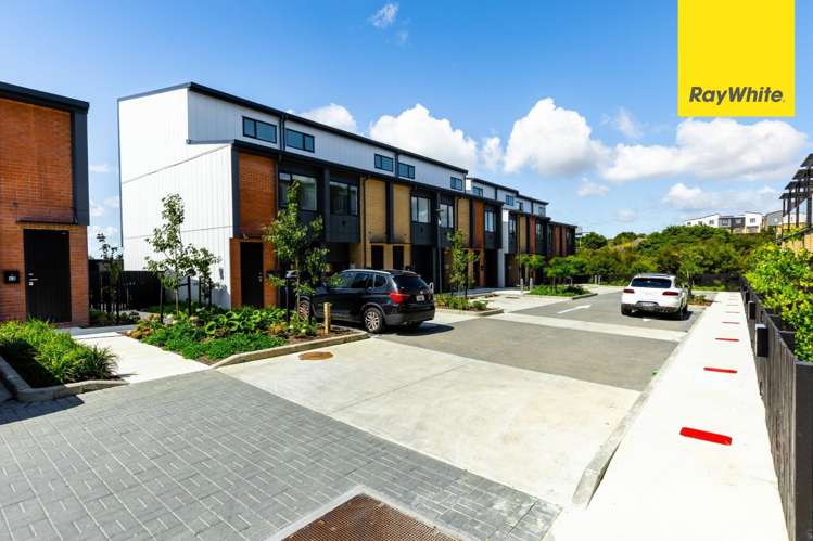  68 Parkwood Avenue Westgate_1