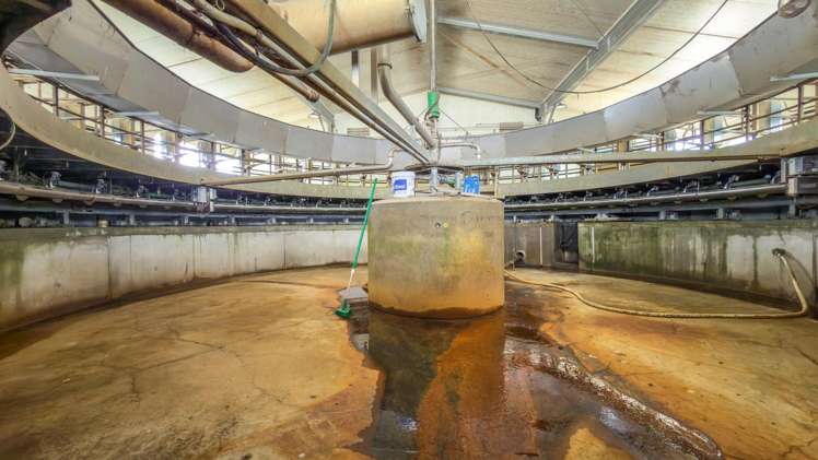 156 Front Miranda Road Waitakaruru_6