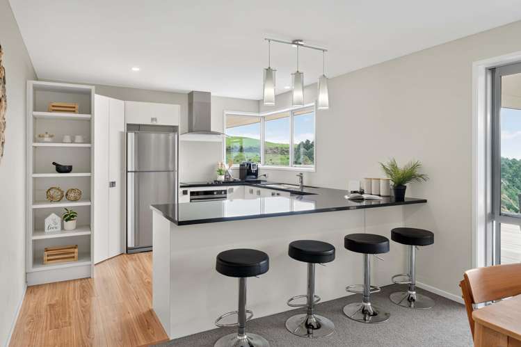 4 Summerhill Dr Papamoa_6