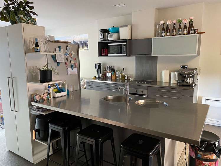 22/2 Onslow Road Khandallah_1