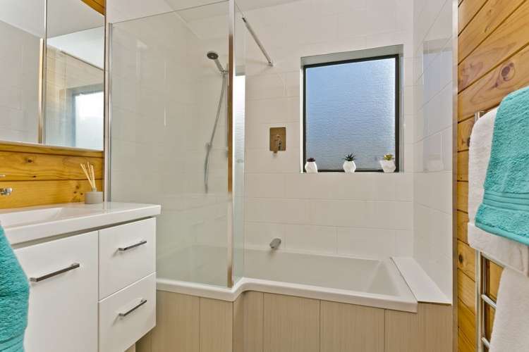 12 Thalia Pl 3320_4