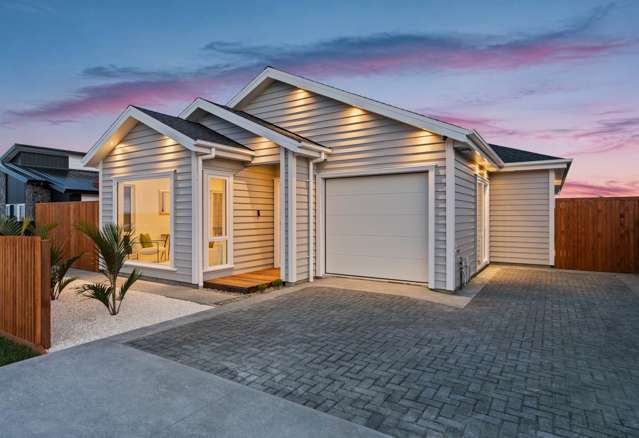 Modern Family Living with Two Master Suites