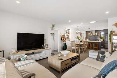 151 Infinity Drive_3