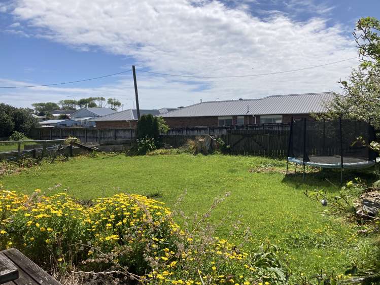 89 Broadway Waitara_13