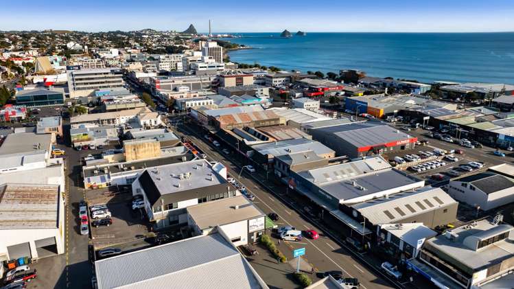 195 Devon Street East New Plymouth Central_28