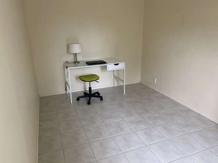 8 Newport Way The Brook_11