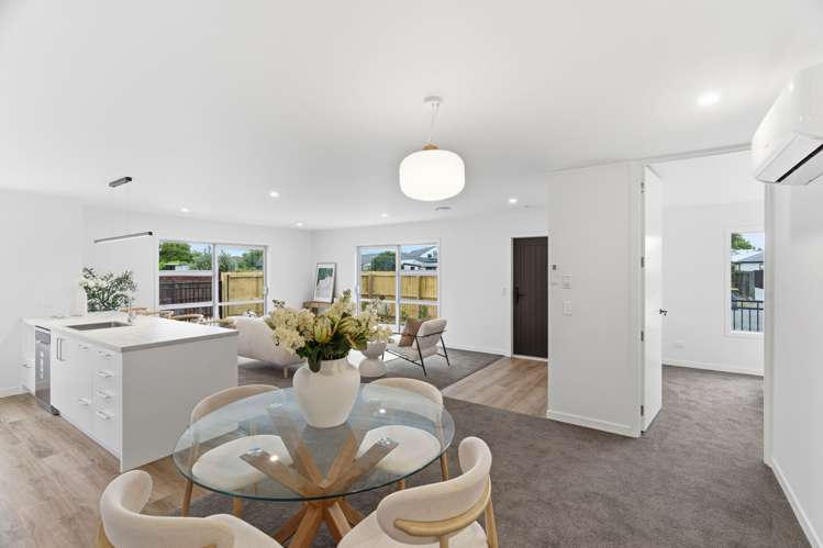 2/28 Wellington Street Linwood_1