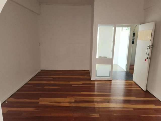 2/33 King Street Pukekohe_1