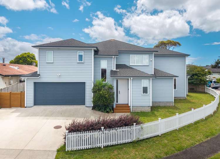 10 Hedge Row Sunnyhills_26