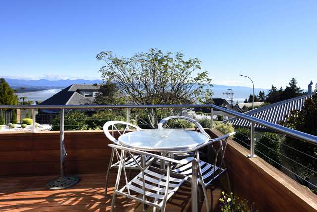 327 Princes Drive Britannia Heights_4