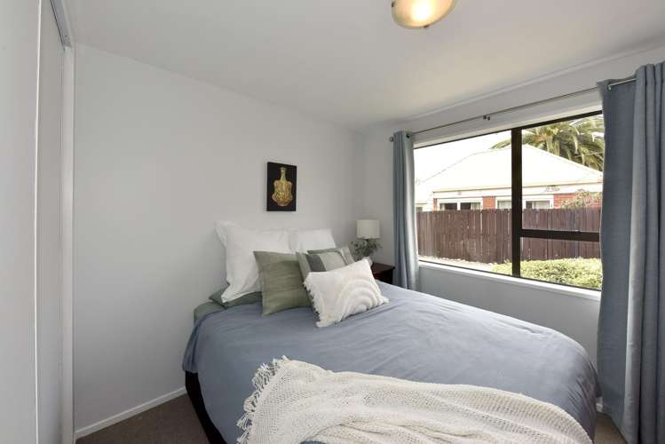 2/6 Gatonby Place Avonhead_14