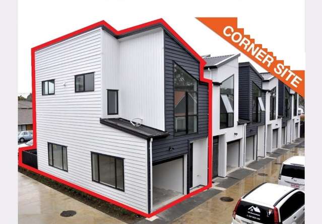 Nearly New 3 Bedroom Townhouse