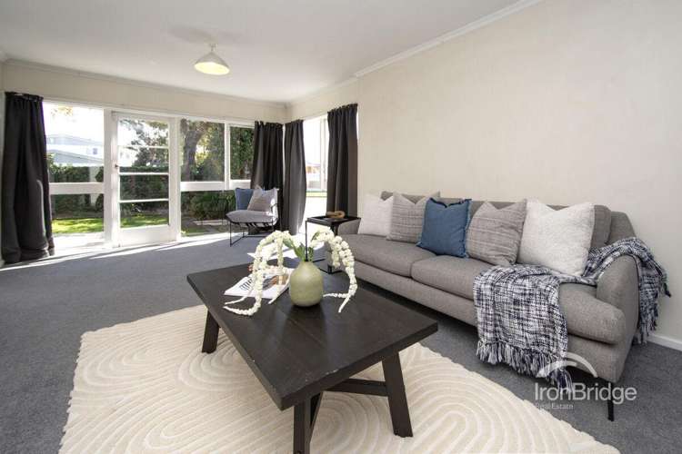 64 Reynolds Avenue_5
