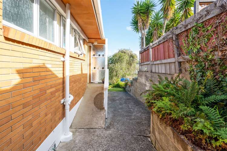 13 Oakland Avenue Woodhill_23