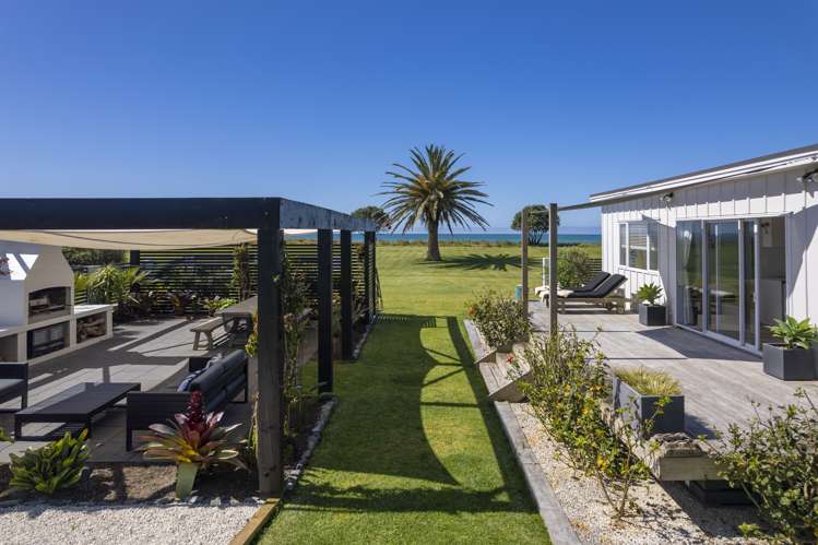 21 Adamson Road Taipa_19