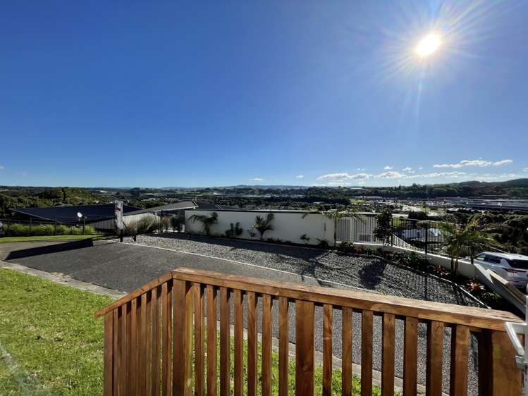 24 Gyle Place Pyes Pa_24