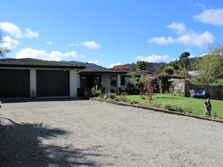 65 Crampton Road Reefton_24