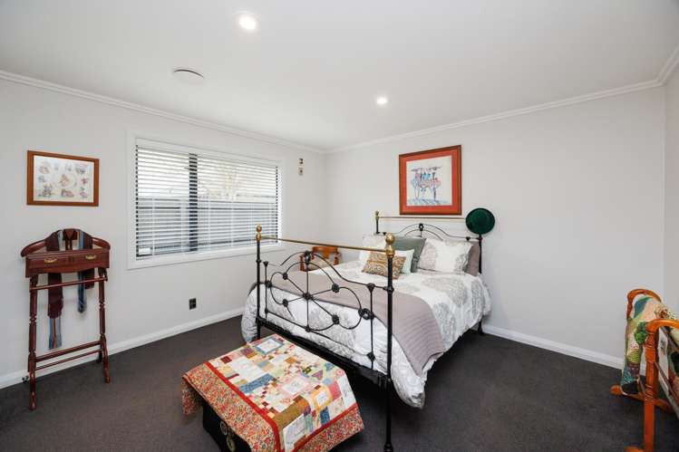 11 Majestic Way Kelvin Grove_11