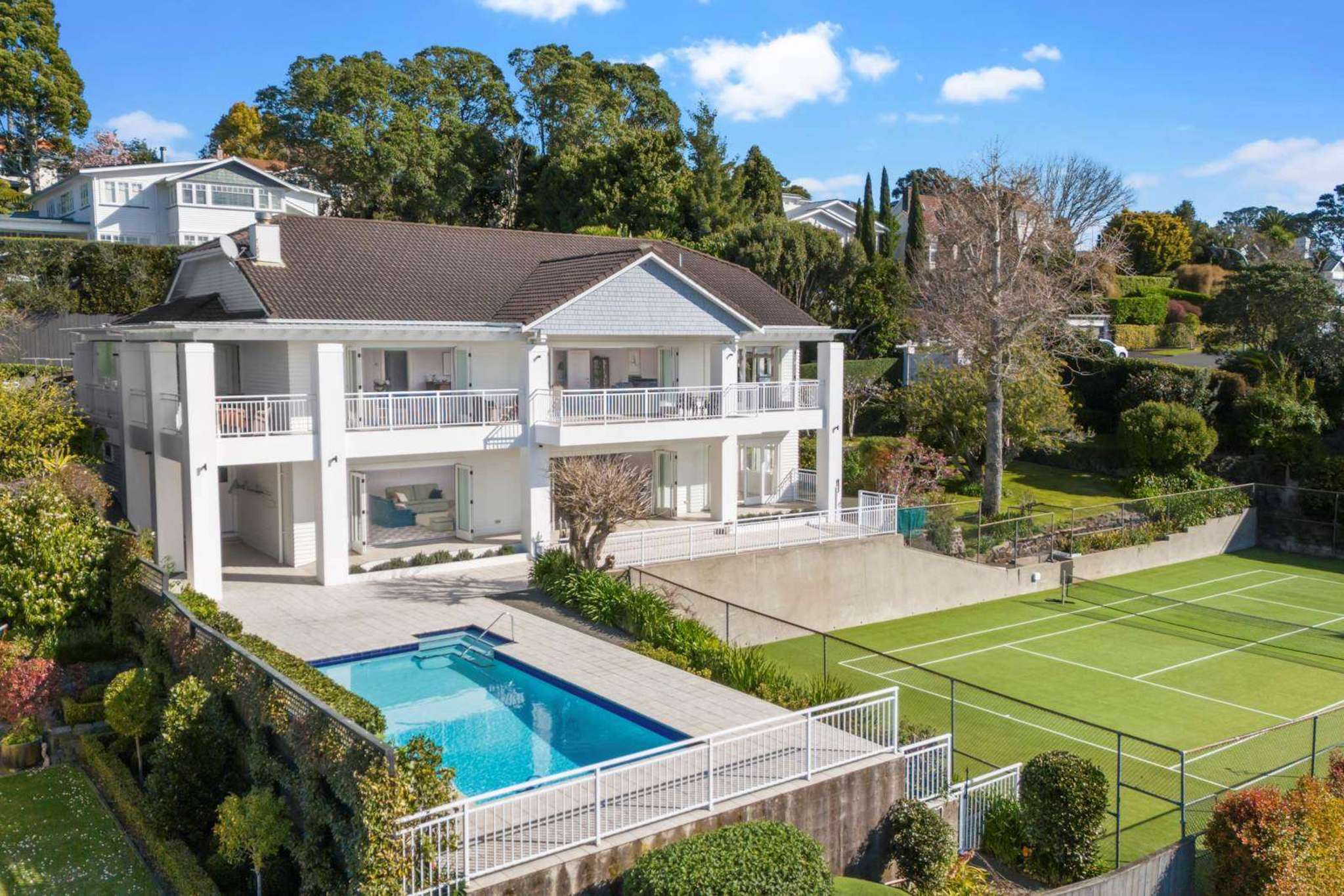 Out-of-town buyer splashes $7.5m on Mount Eden home just hours after viewing it