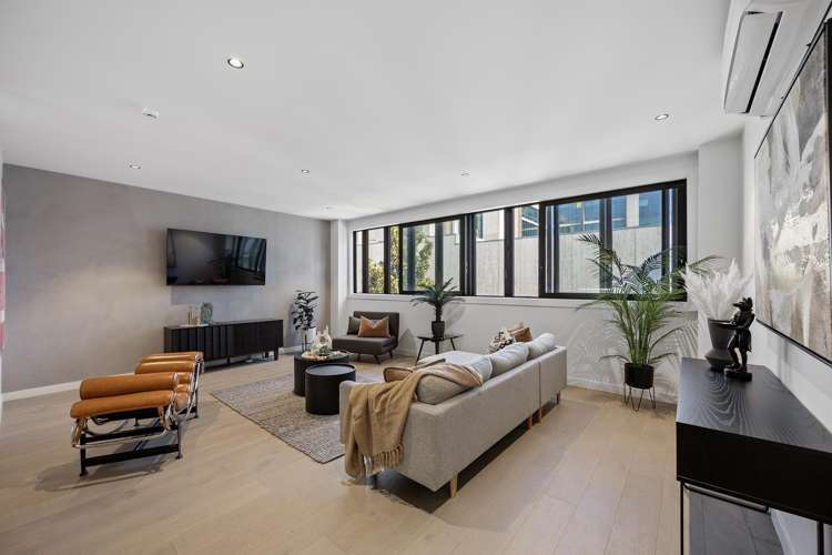 2/8 Vinegar Lane Grey Lynn_10