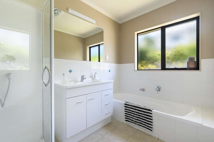 19 Talbot Place Welcome Bay_23