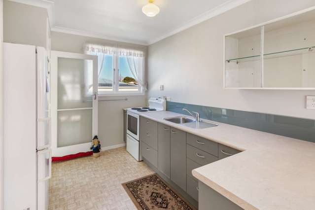 49 Devon Road Springvale_1