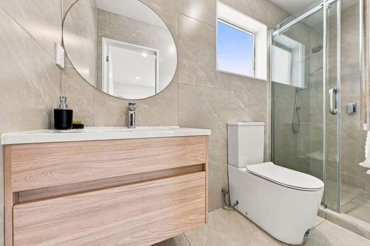 4A Pauline Place Bucklands Beach_13