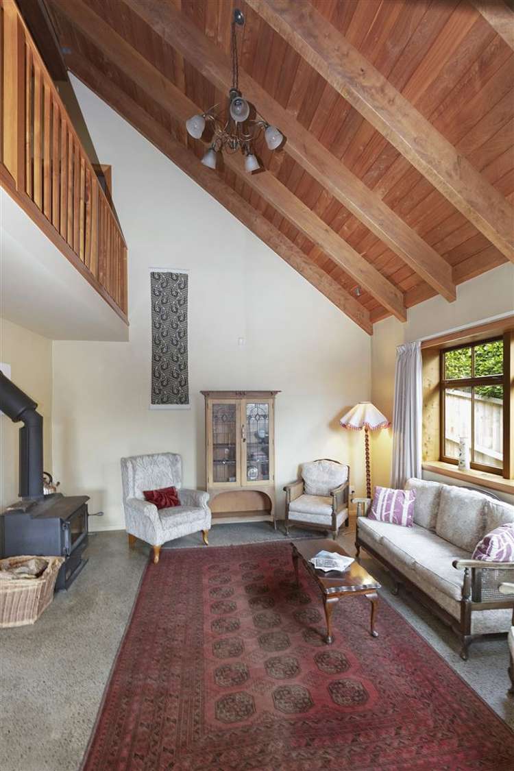 19 Bruce Terrace Akaroa_11