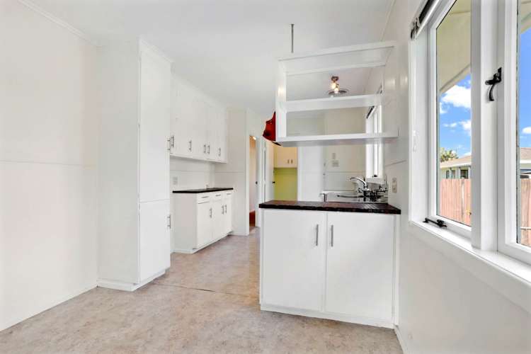 7 London Street Te Atatu Peninsula_7