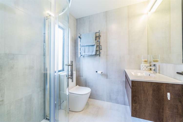 10 Hangar Lane Whenuapai_12