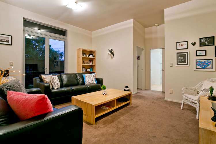 109 Beach Road Castor Bay_10