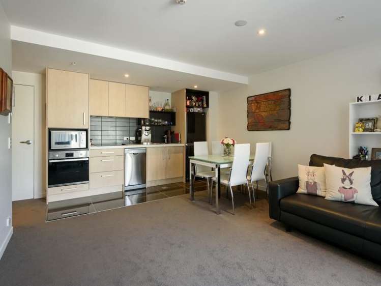 2g/21 Rugby Street Mount Cook_3