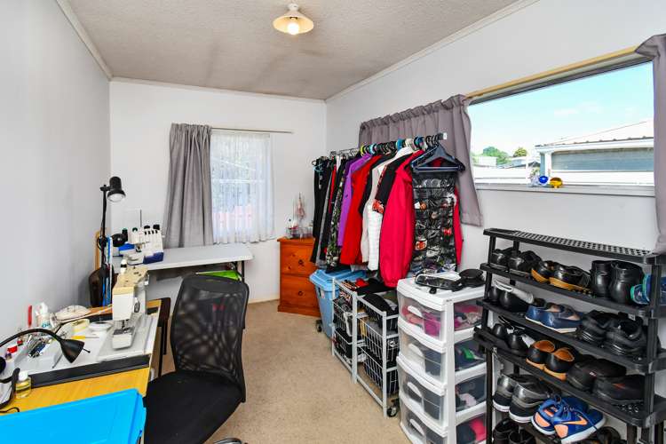 55 Beaumonts Way Manurewa_24