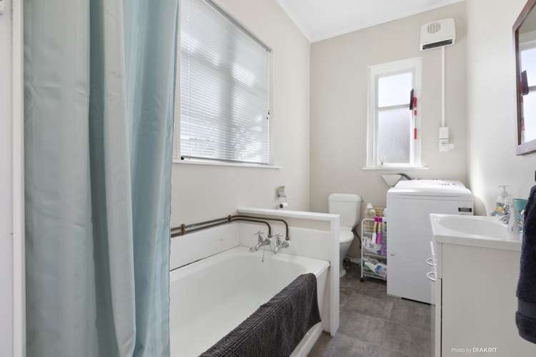 24 Monorgan Road Strathmore Park_12